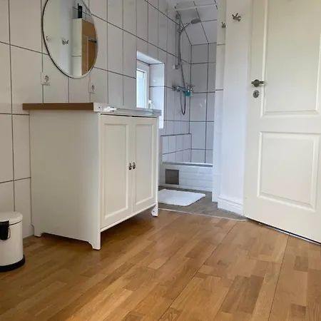 Dg Mit Separatem Eingang Nahe Dusseldorf * Meerbusch