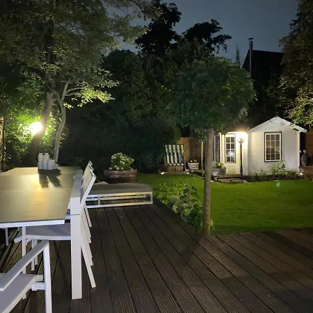 Appartement Dg Mit Separatem Eingang Nahe Dusseldorf